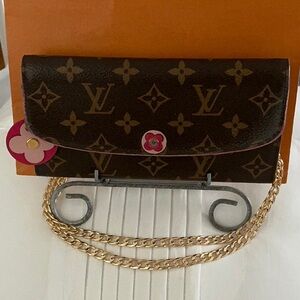 LOUIS VUITTON Authentic Monogram Limited  Bloom Flower Emilie Clutch Wallet